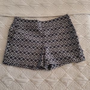 Mid-rise dressy shorts